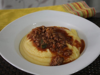 Polenta com Carne Moda